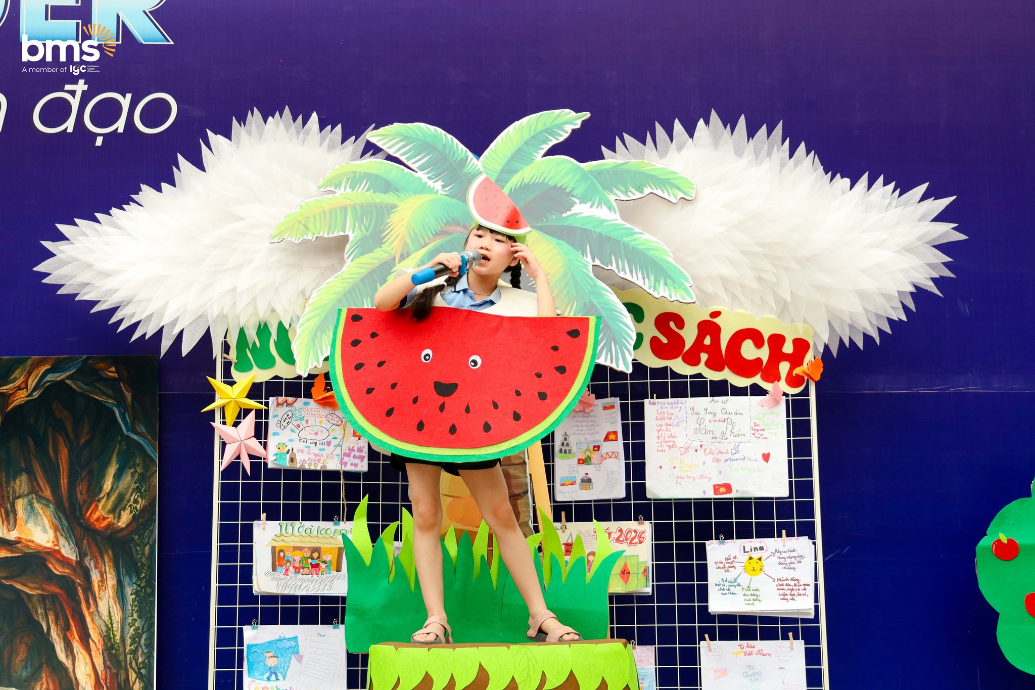 BMSers tự tin tỏa sáng trong chương trình báo cáo đọc sách: “Reading Galaxy - Hành tinh sách”