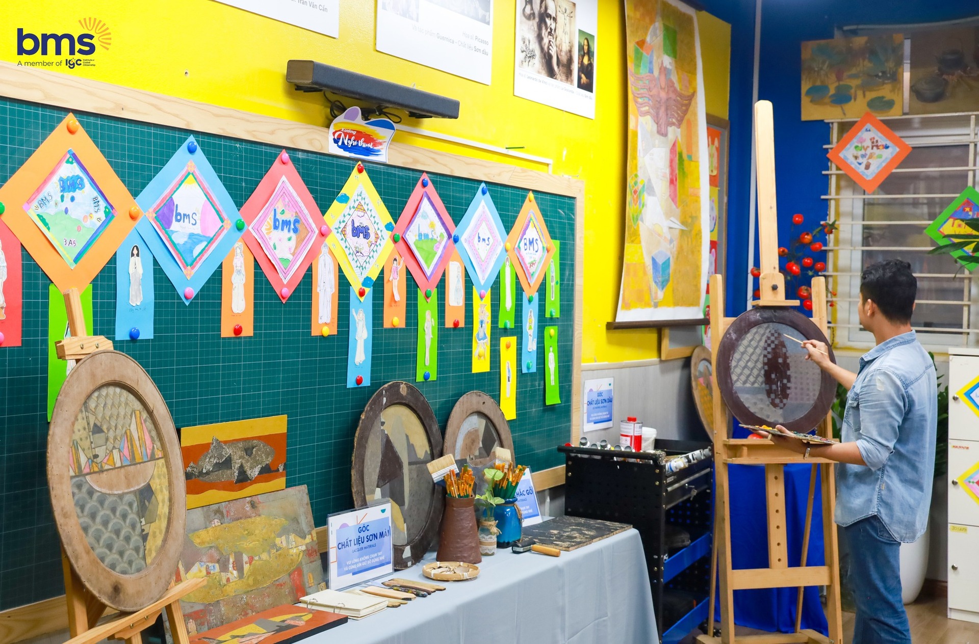 Sáng tạo không giới hạn cùng “Xưởng nghệ thuật” tại Trường Tiểu học Ban Mai